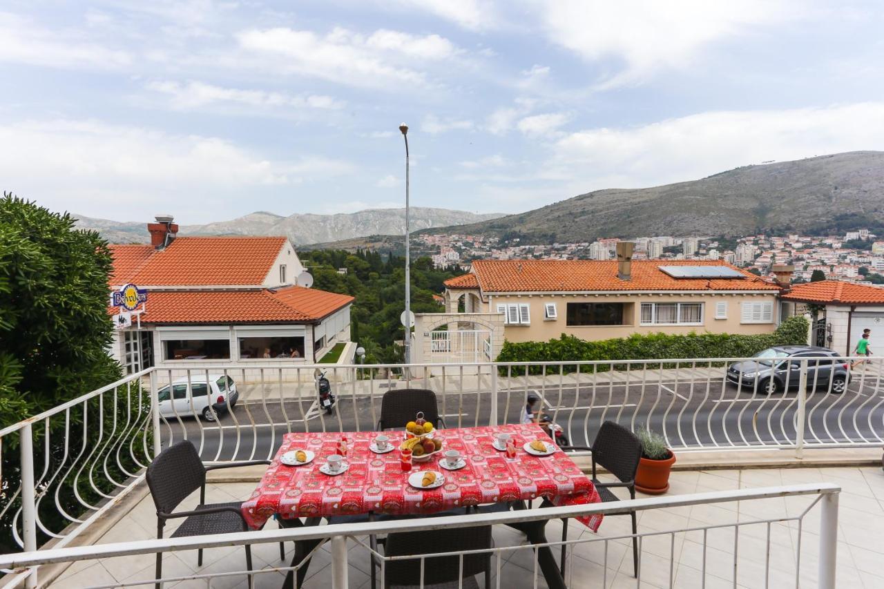 Apartment Sisic *